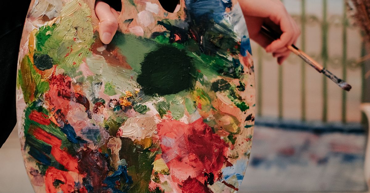Exploring the Process of Creating a Mural in Your Home