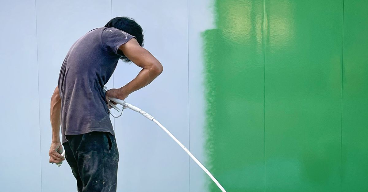 Innovative Materials in Exterior Commercial Painting for Palm Beach Businesses